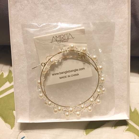 NWT Amrita Singh Trinity Hoop Earrings faux pearls - Picture 3 of 5